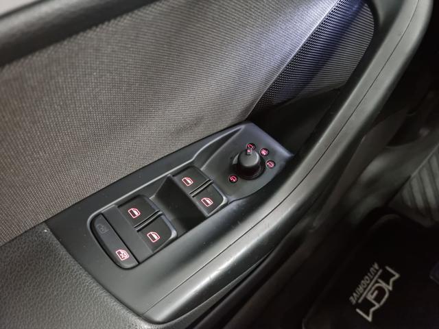 AUDI Q3 2.0 TFSI 180 CV quattro S tronic Business