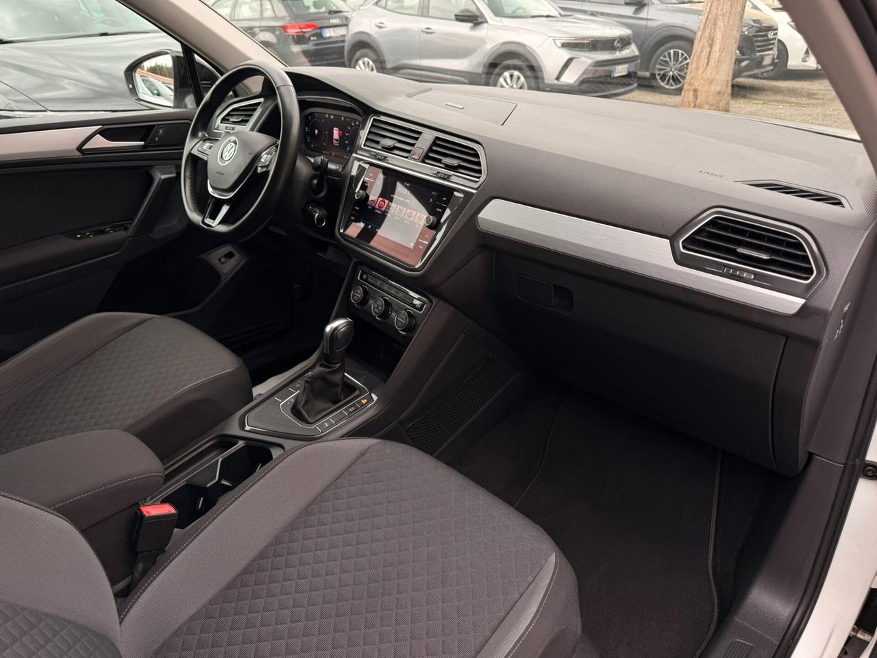 VOLKSWAGEN Tiguan R-Line 2.0 TDI 150CV DSG Sport 2019