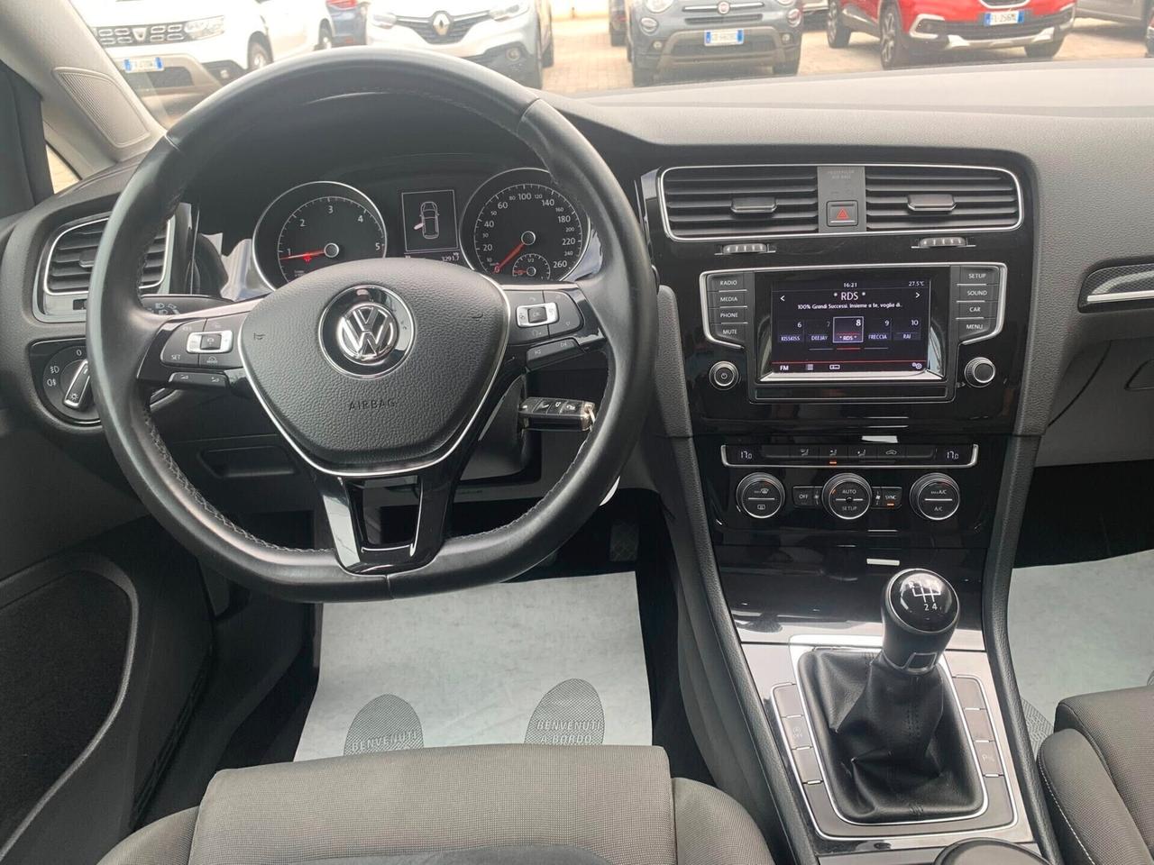 Volkswagen Golf 1.6 TDI Highline BMT SPORT 2013