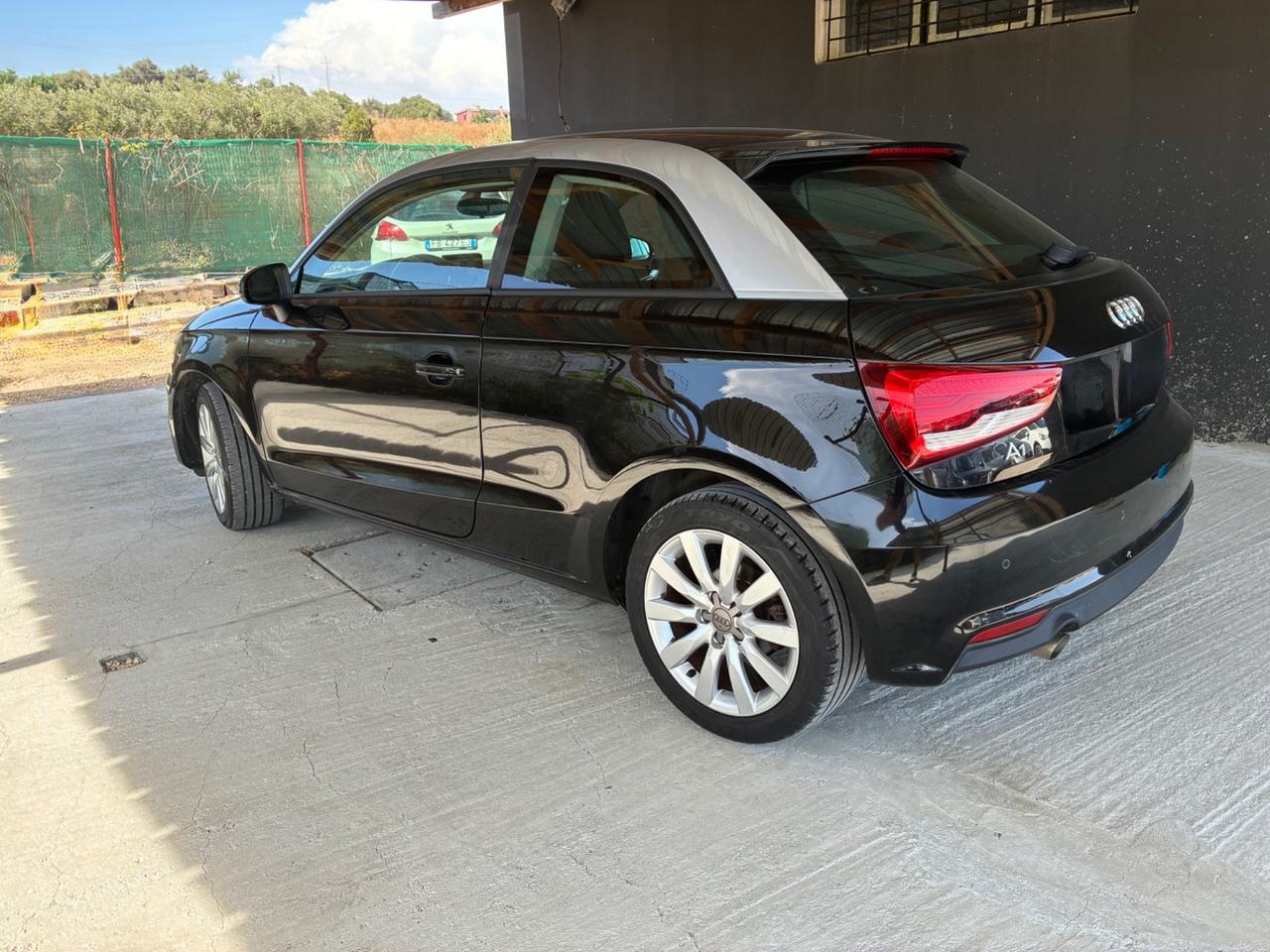 Audi A1 1.4 TDI S tronic Metal plus