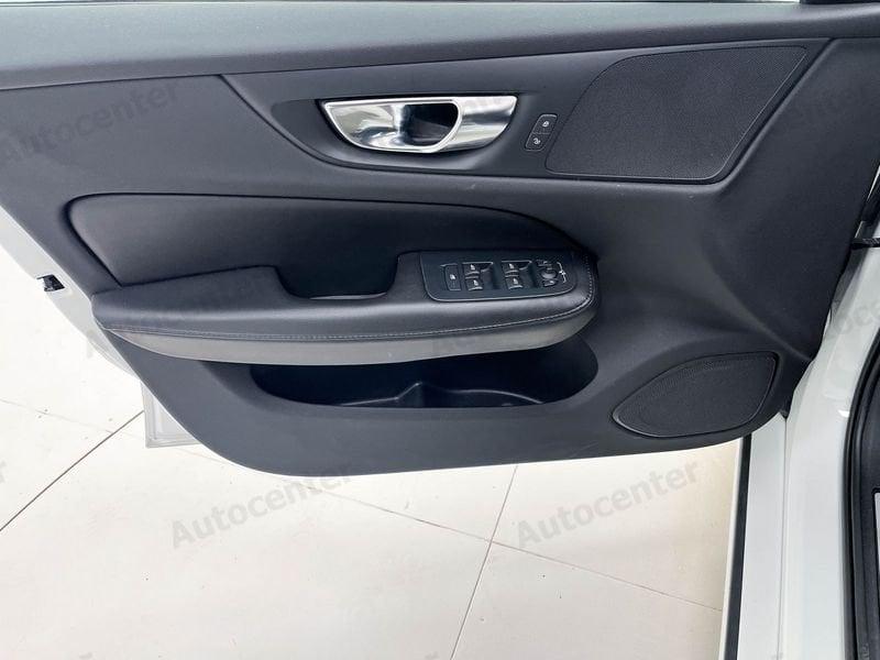 Volvo V60 V60 B3 (bz) 163CV AUT MOMENTUM BUSINESS