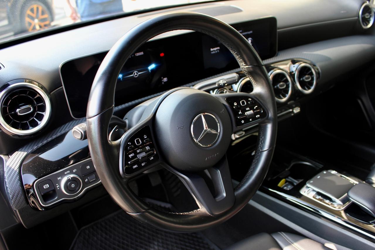 Mercedes-benz A 180 d Automatic Sport NAVY RETROCAMERA
