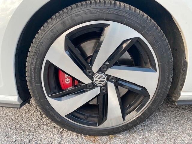 VOLKSWAGEN GOLF GTI PERFORMANCE 2.0 TSI 245 CV DSG 5P. - 24 MESI GARANZIA EUROPEA