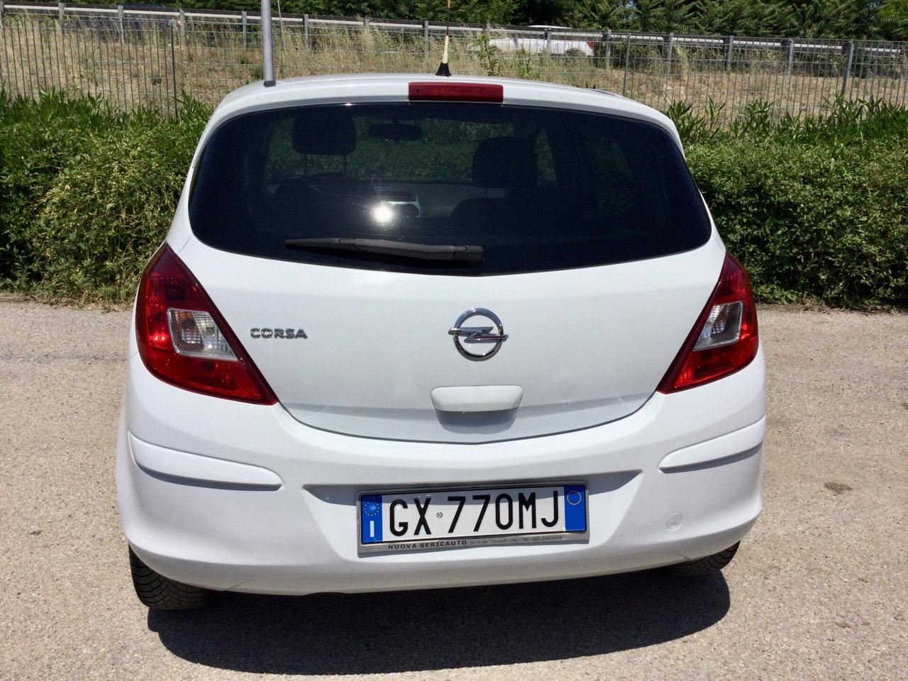 Opel Corsa 1.2 85CV 5 porte GPL-TECH Club