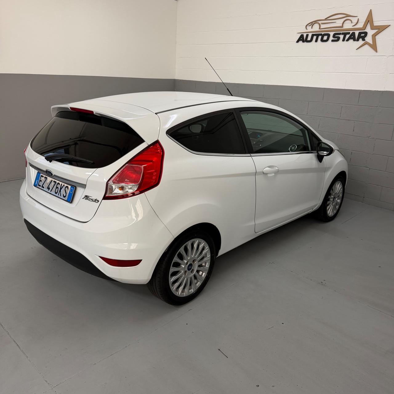 Ford Fiesta 1.5 TDCi 95CV 3 porte Titanium NEOPATENTATI