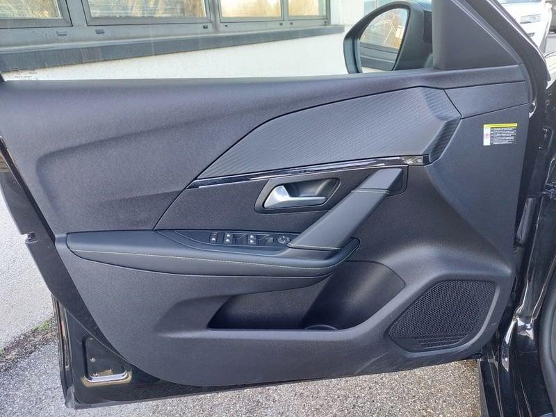 Peugeot 208 GT Hybrid 145 e-DCS6 auto