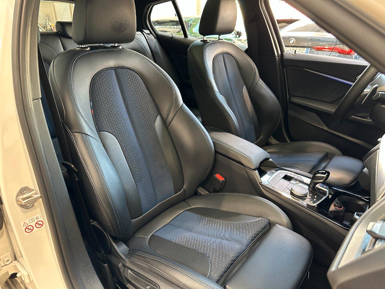 BMW 118 d Msport Auto - Tetto - Camera - Carplay - Live Cockpit-IVA