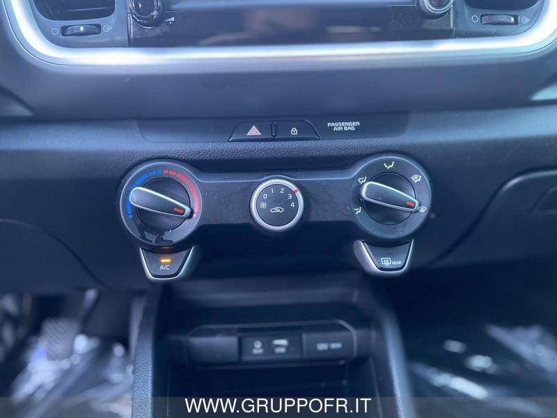 KIA Stonic 1.4 MPI 100 CV Urban