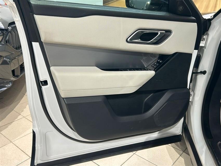 Land Rover Range Velar 2.0D I4 204 CV R-Dynamic S
