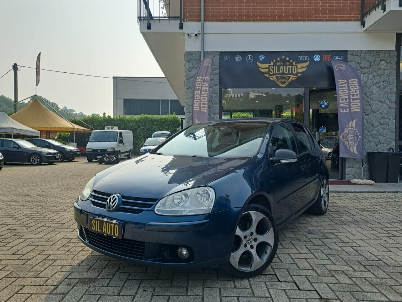 Volkswagen Golf 1.9 5p. / 105CV / OK NEOPATENTATI