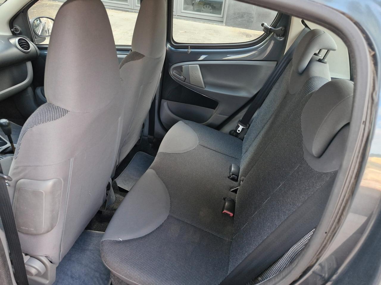 Peugeot 107 1.4 HDi 5p. Sweet Years