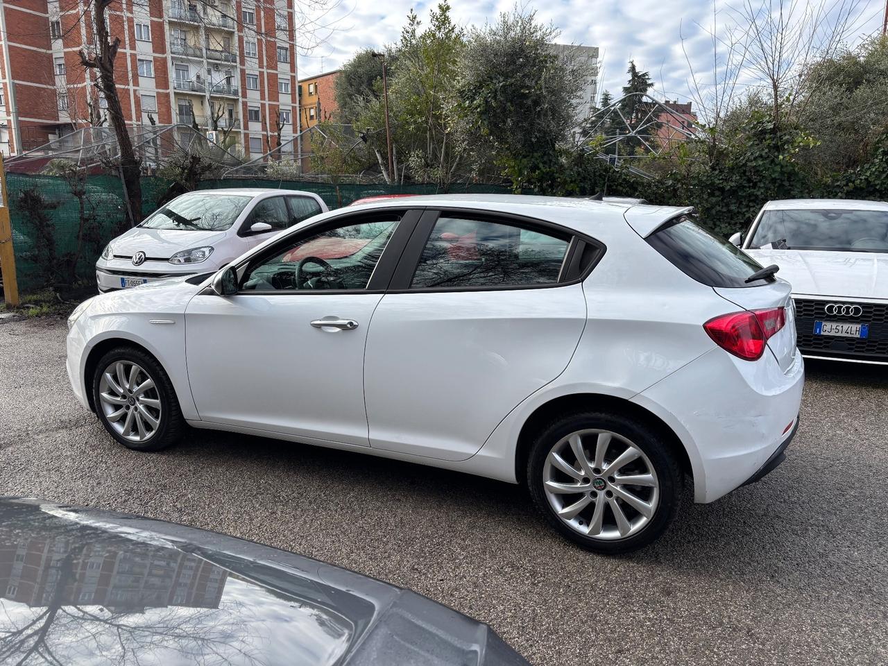 Alfa Romeo Giulietta 1.6 JTDm AUTOMATICA 120cv