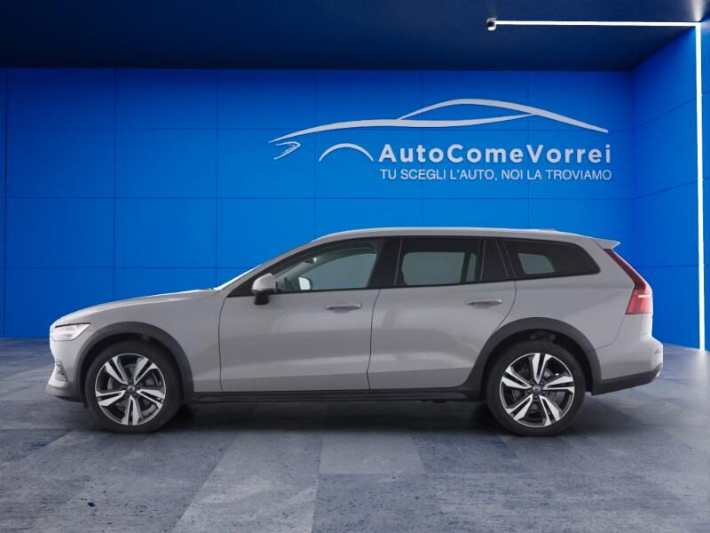 VOLVO V60 CC (2018-2024) V60 Cross Country B4 (...