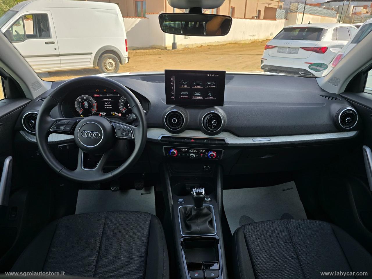 AUDI Q2 30 TDI Business Advanced