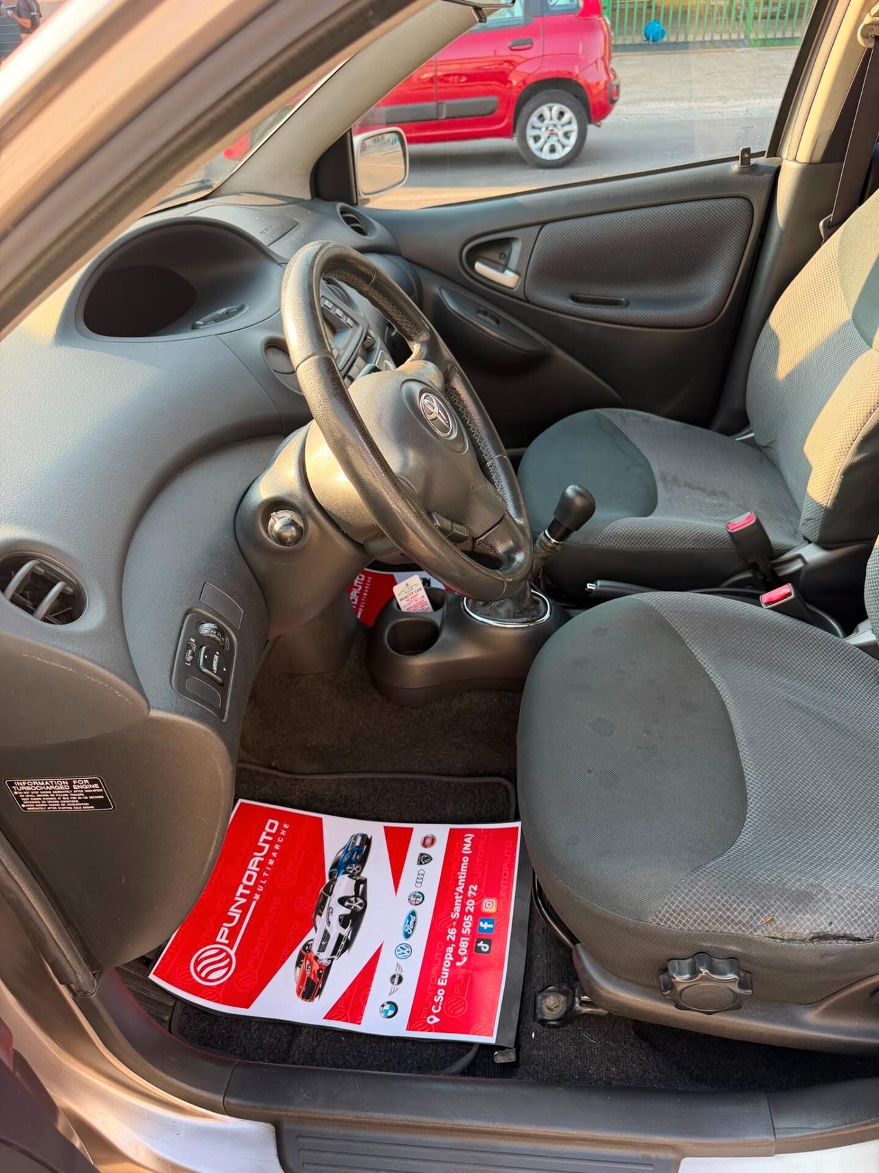 Toyota Yaris I 2003 5p 1.4 d-4d