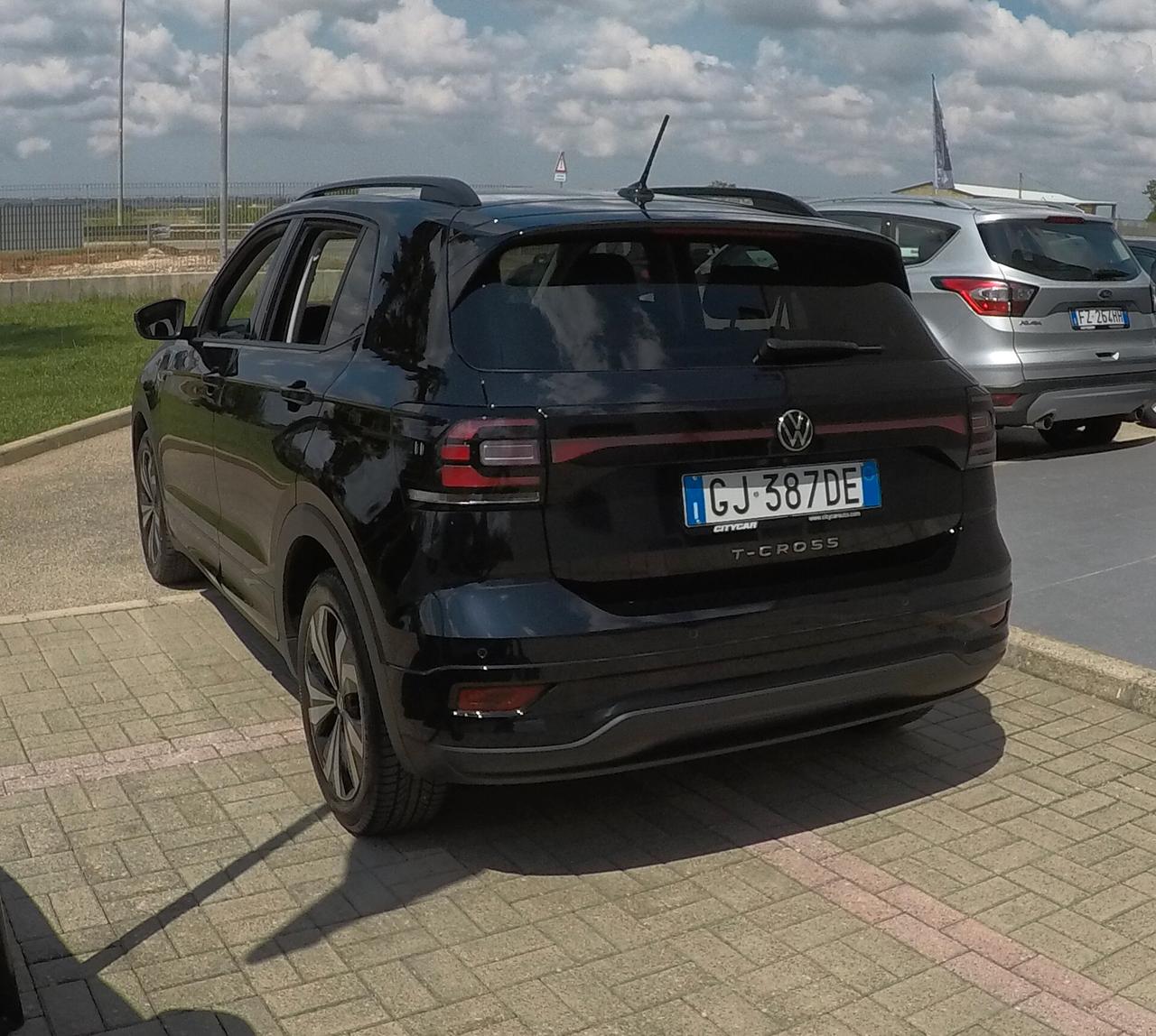 Volkswagen T-Cross 1.0 TSI 95 CV Sport R-Line