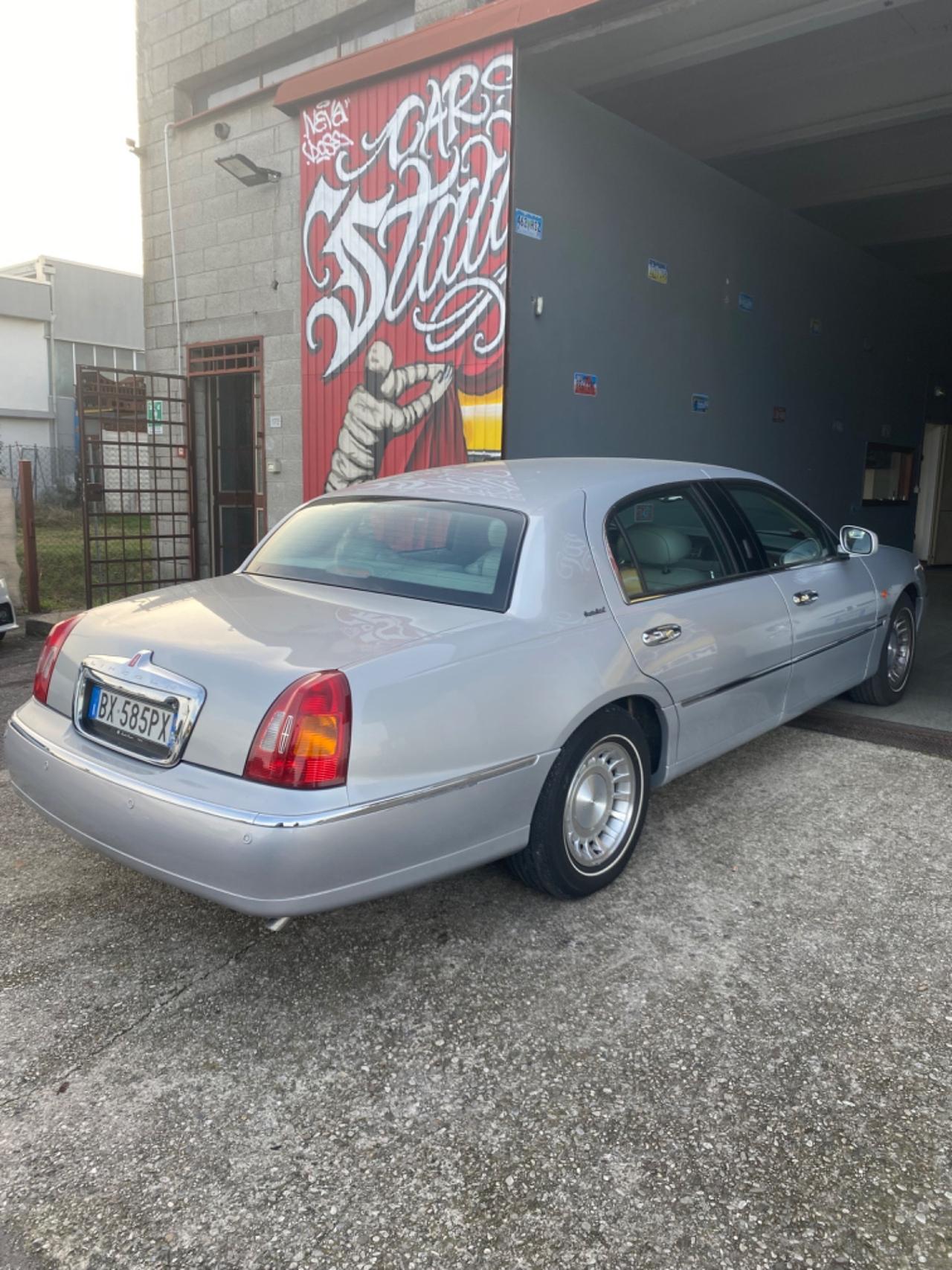 Lincoln Town car GPL 4.6 FULL 33.000km