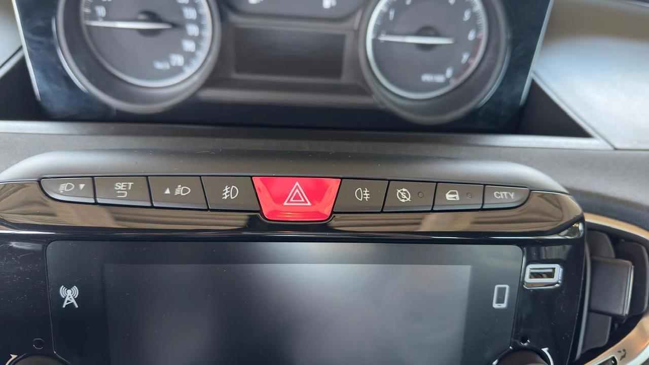 Lancia Ypsilon 1.0 FireFly 5 porte S&S Hybrid Ecochic A. Ferretti