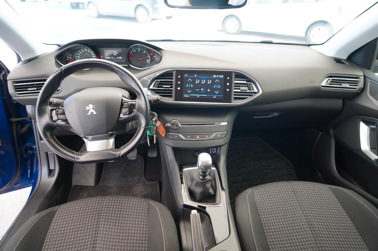 Peugeot 308 BlueHDi 120 Allure - 2017
