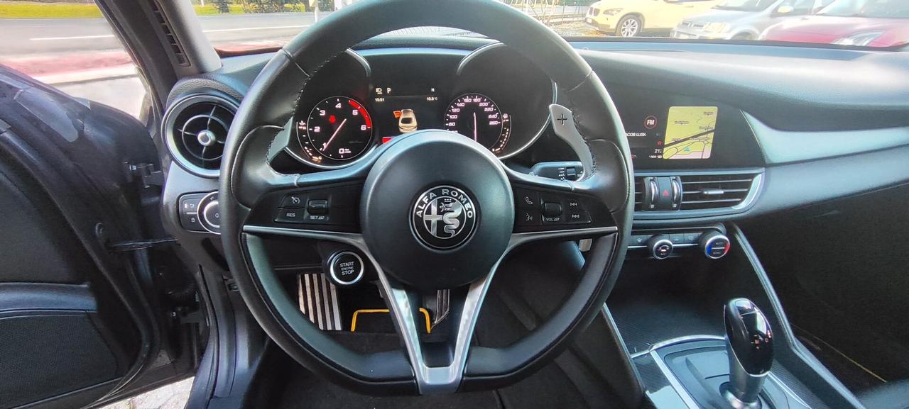 Alfa Romeo Giulia 2.2 Turbodiesel 180 CV AT8 Sport Edition