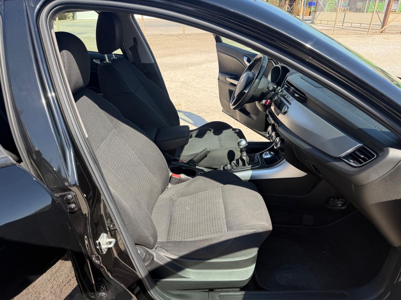 Alfa Romeo Giulietta 1.6 JTDm-2 105 CV Distinctive