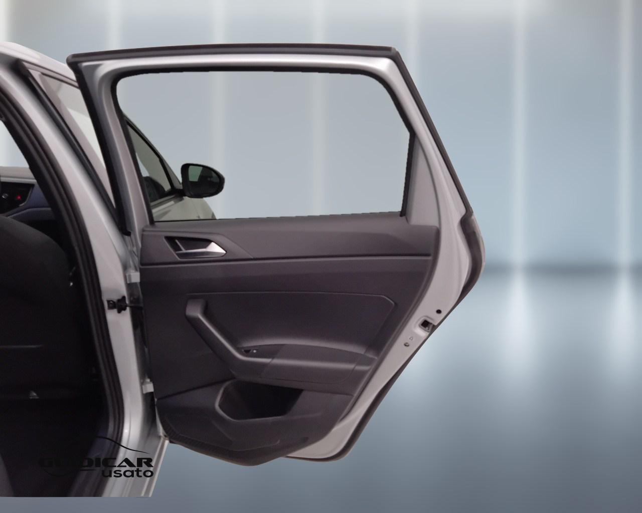 VOLKSWAGEN Taigo - Taigo 1.0 tsi R-Line 115cv
