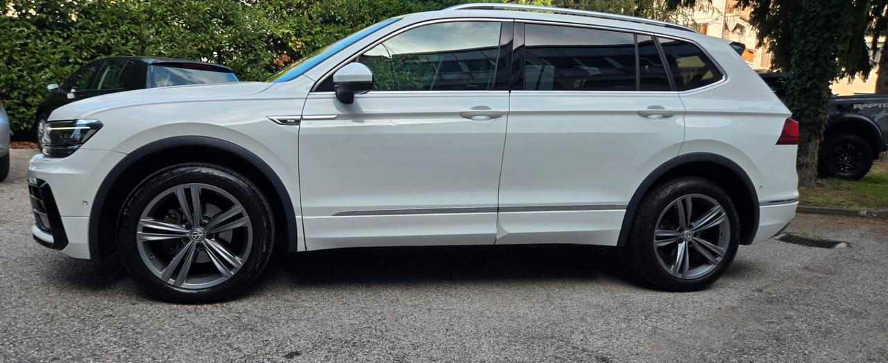 Volkswagen Tiguan Allspace 2.0 TDI SCR DSG R-Line