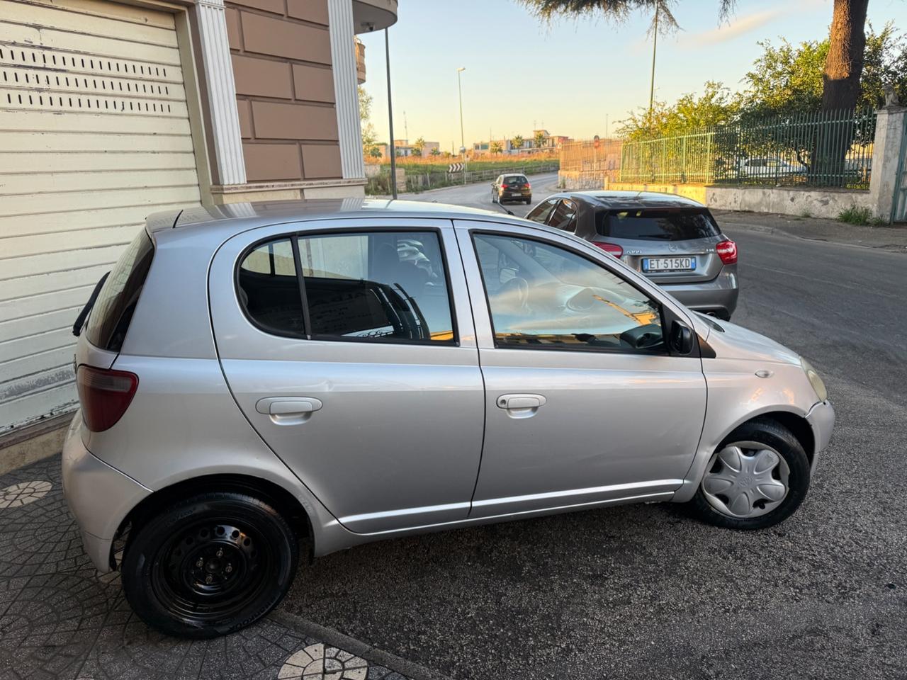 Toyota Yaris 1.0i 16V cat 5 porte