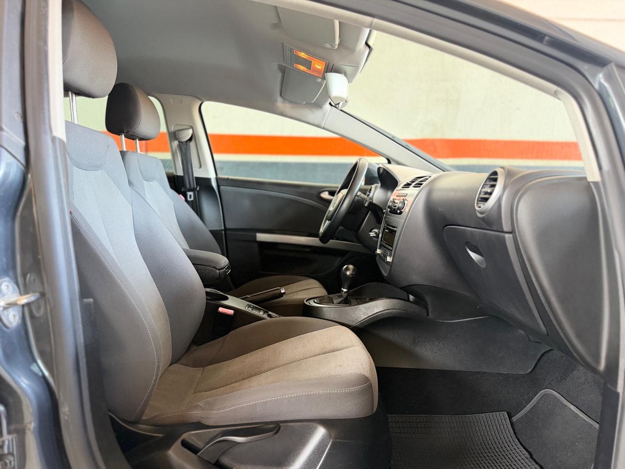 Seat Leon 1.6 TDI CR DPF DSG Style NEOPATENTATI