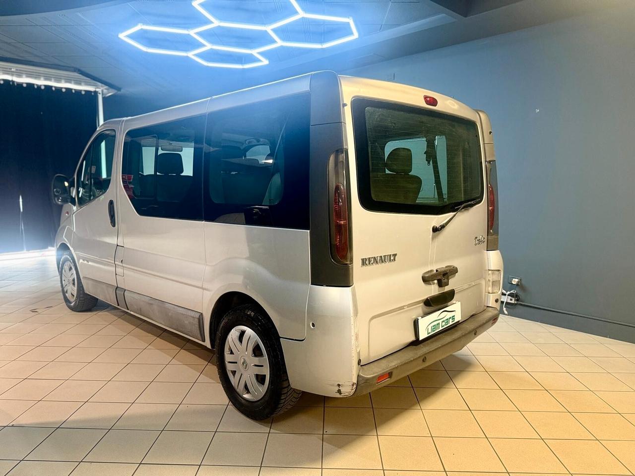 Renault Trafic 2.5 dCi/140 PC-TN Pass.Privil.