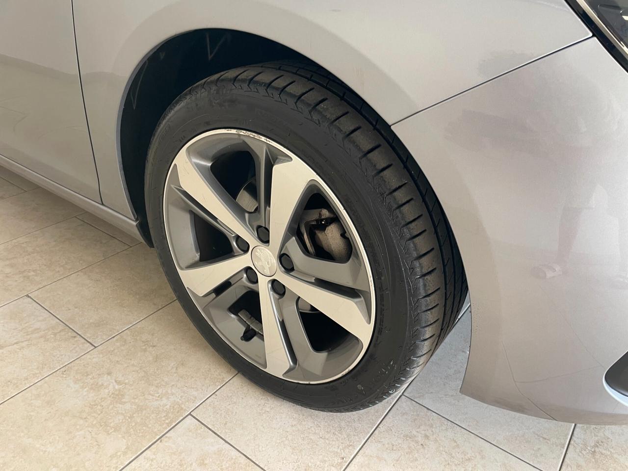 Peugeot 308 1.5 130 CV BlueHDi GT Line 106.00 KM! DISTRIBUZIONE TAGLIANDATA