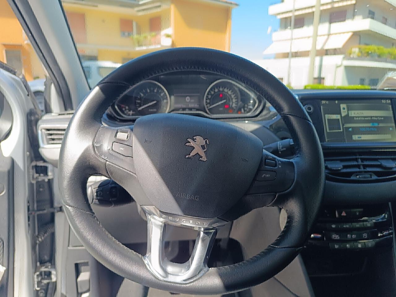 Peugeot 208 1.2 VTI Allure 80.000KM