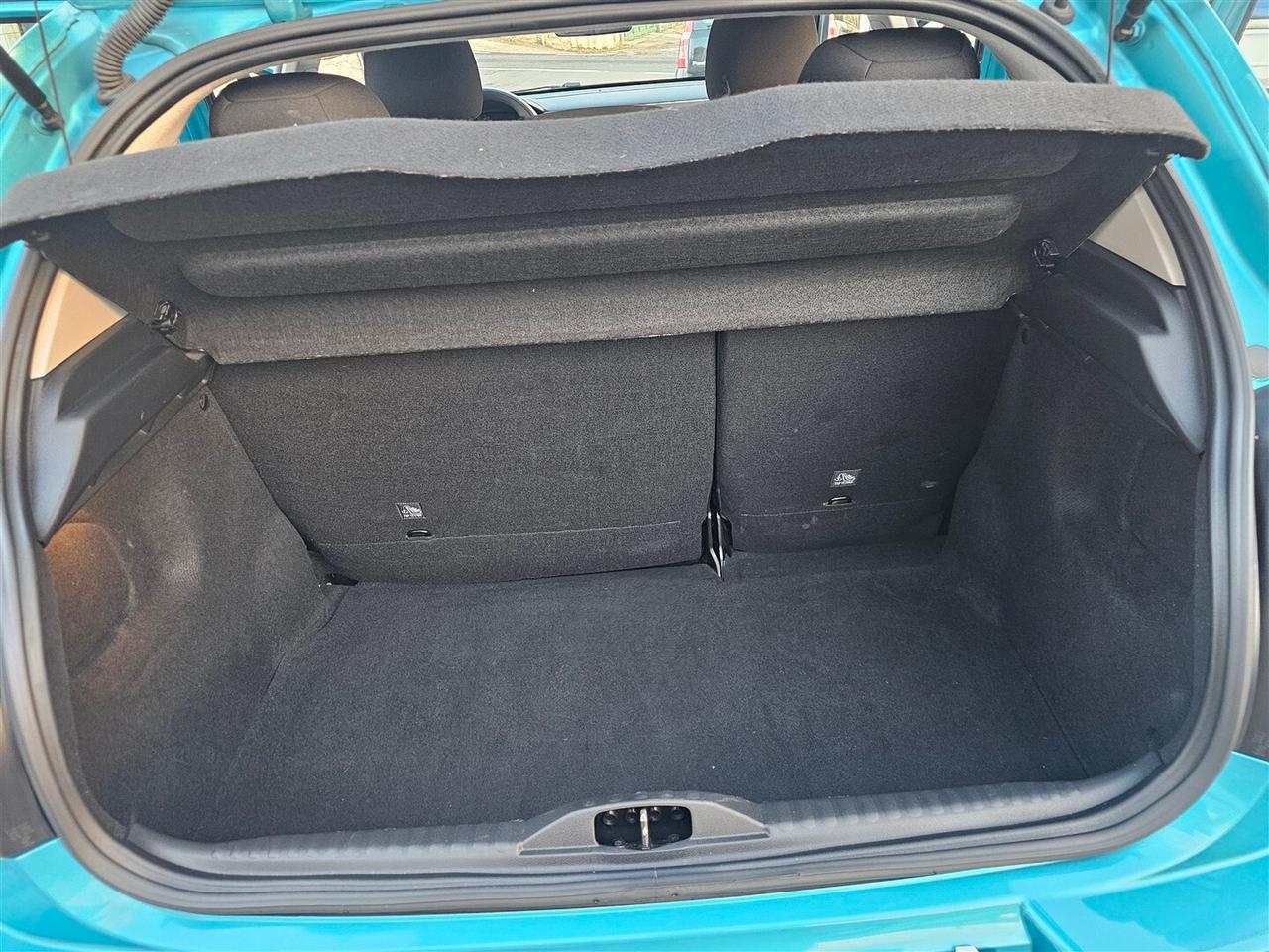 Citroen C3 BlueHDi 100CV Shine Pack