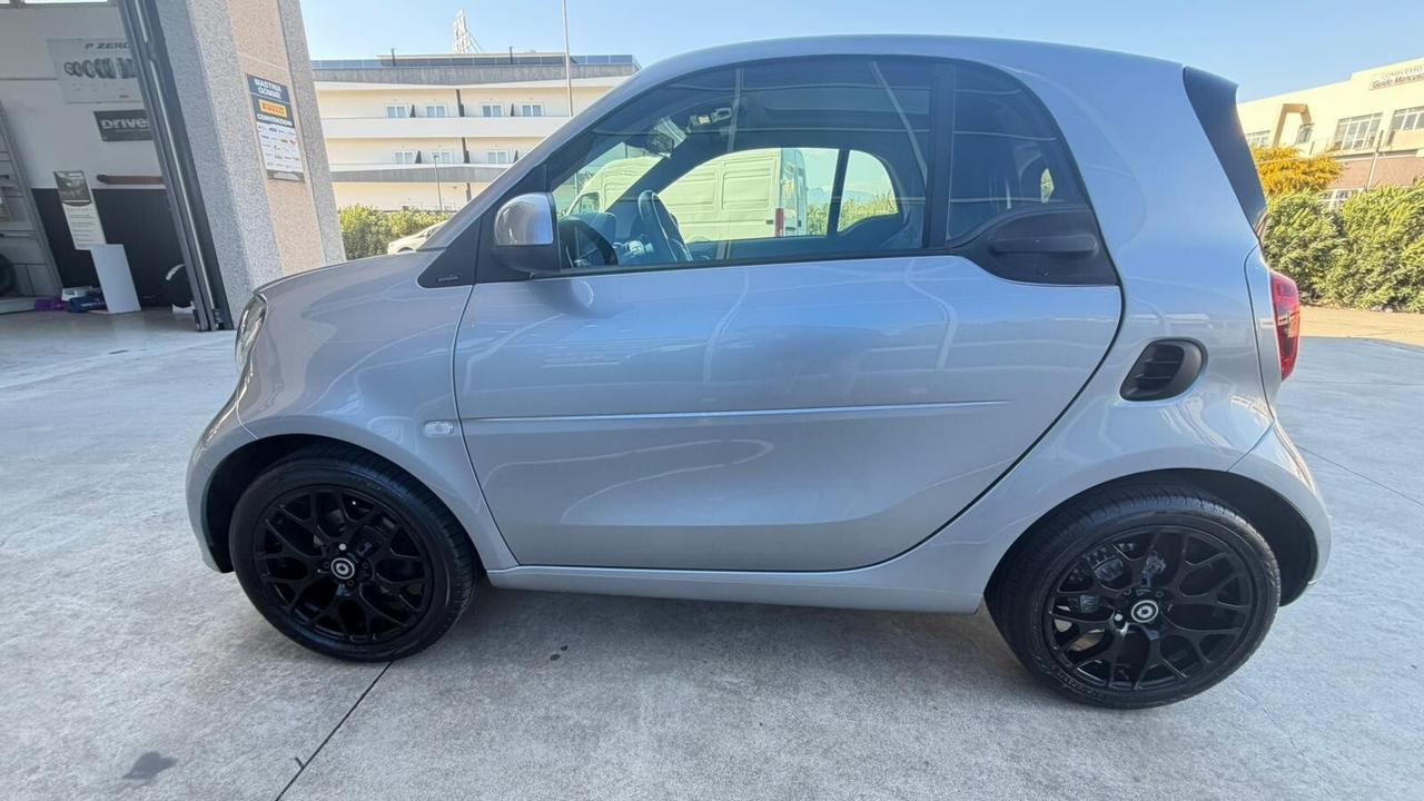 Smart ForTwo 70 1.0 twinamic Superpassion