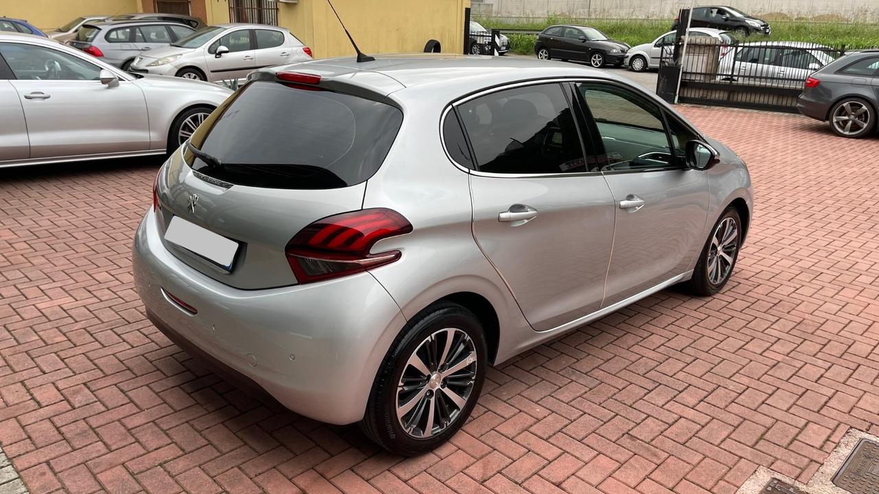 Peugeot 208 BlueHDi 75 5 porte Allure