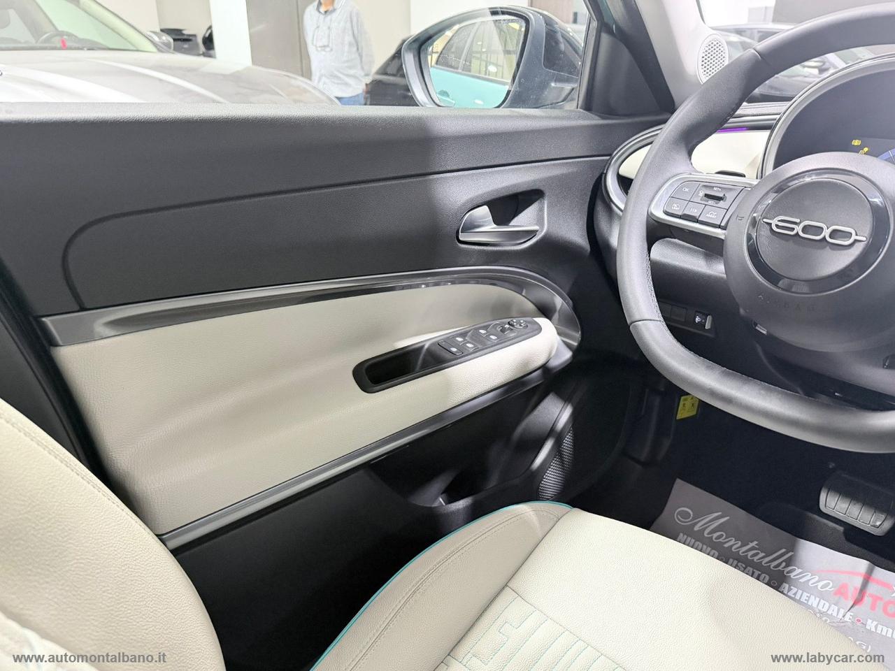 FIAT 600 Hybrid 110 CV DCT MHEV La Prima