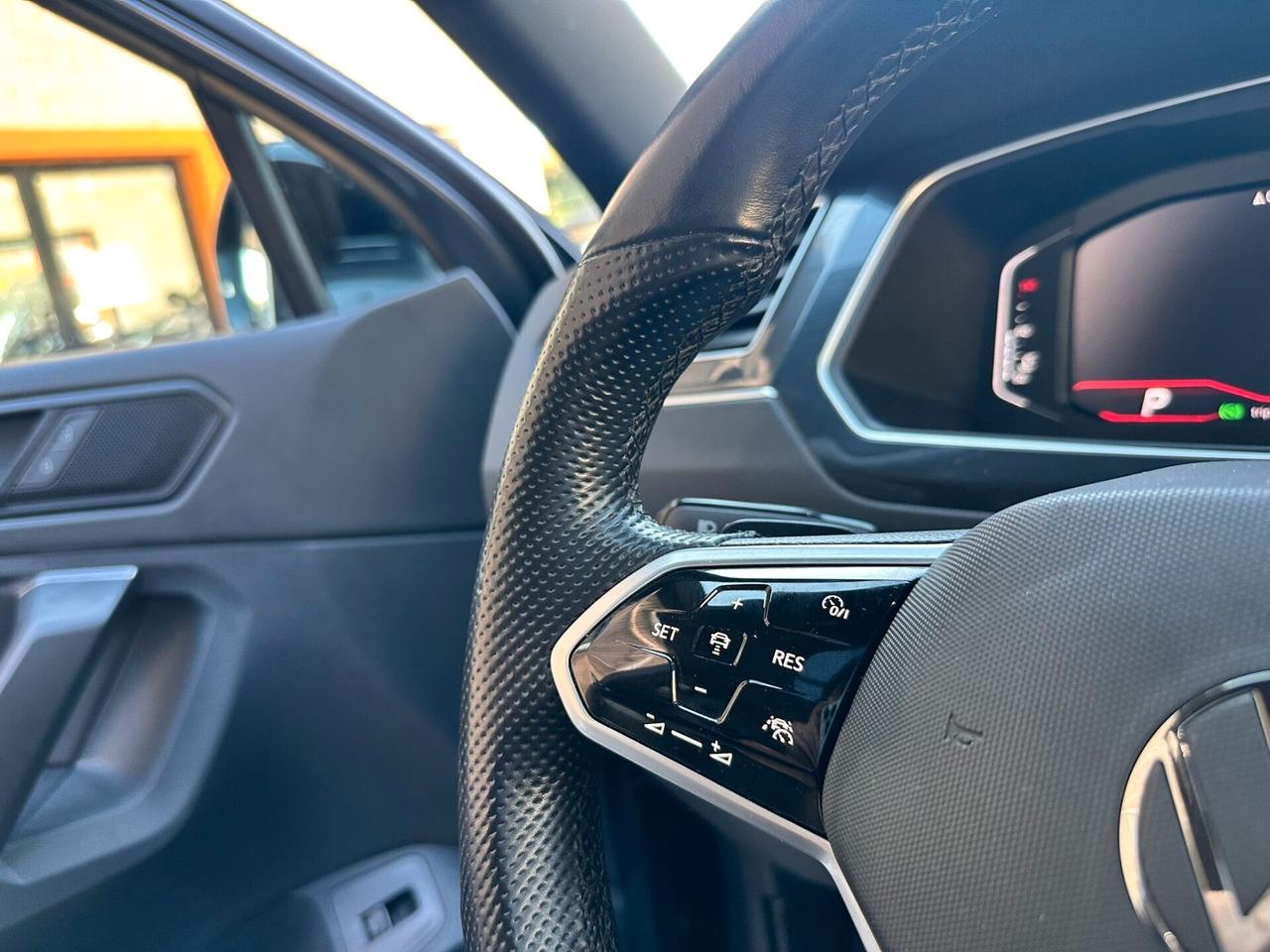 Volkswagen Tiguan 1.5 TSI 150 CV DSG ACT R-Line