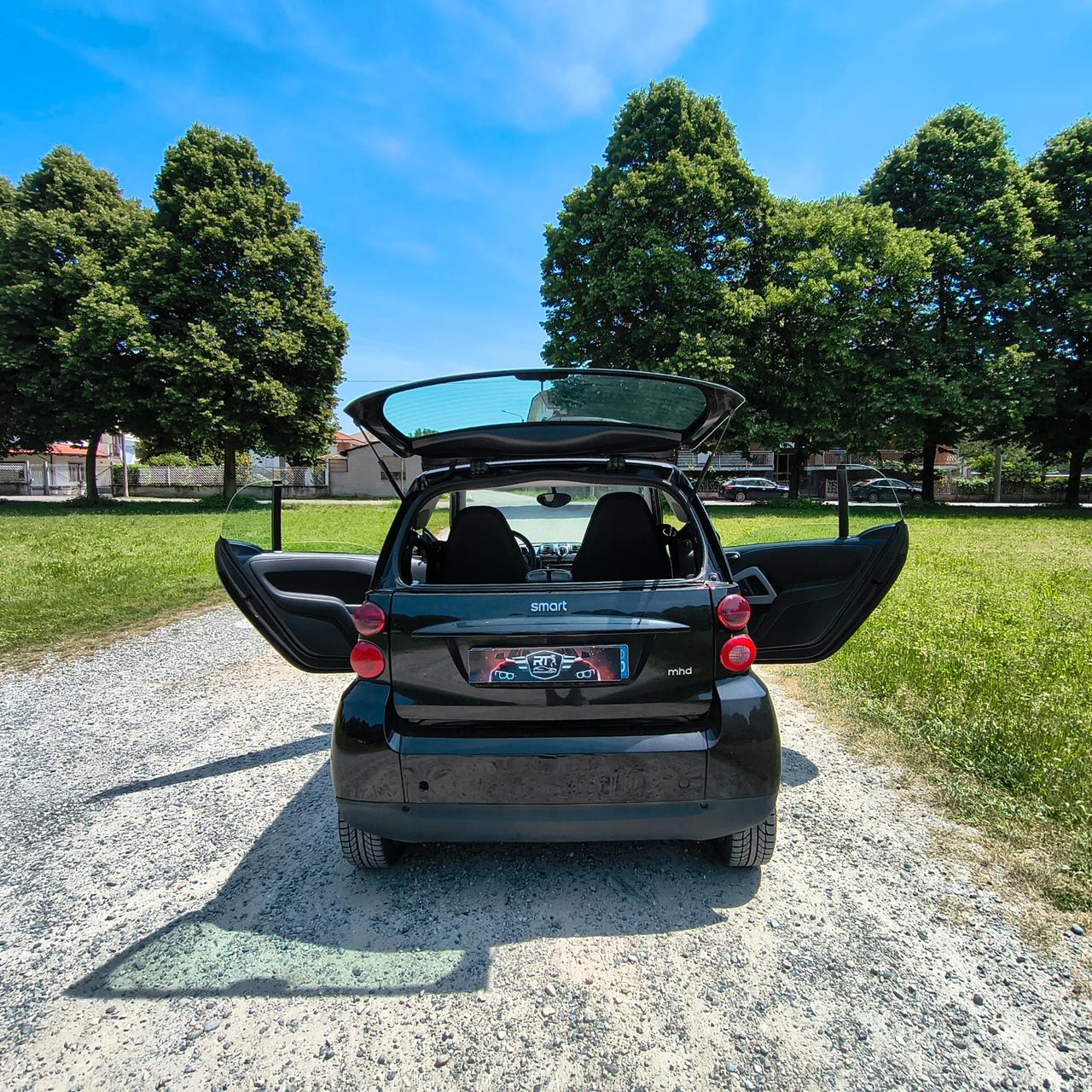 Smart ForTwo 1000 45 kW MHD coupé pure in pronta consegna