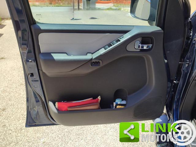 NISSAN Pathfinder 2.5 dCi LE Platinum