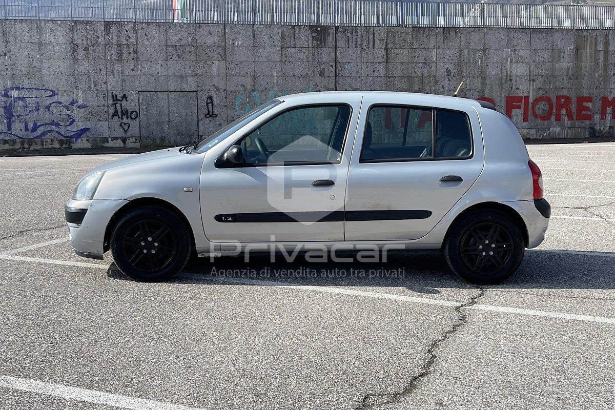 RENAULT Clio 1.2 cat 5 porte Confort Authentique