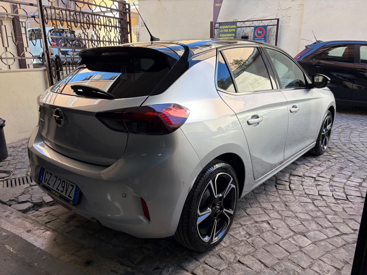 Opel Corsa 1.2 100 CV Design & Tech