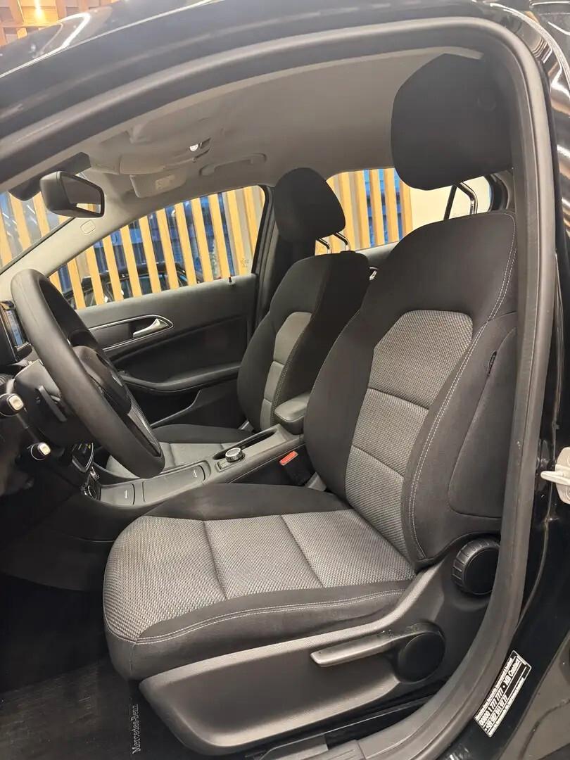 Mercedes-Benz GLA 180 SPORT ADVANCE PERFECT PARI AL NUOVO