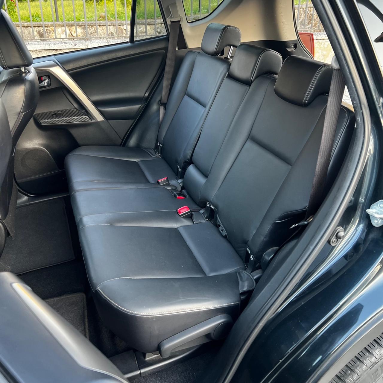 Toyota RAV 4 RAV4 2.0 D-4D 4WD Lounge, UNICO PROPRIETARIO, KM CERTIFICATI TOYOTA