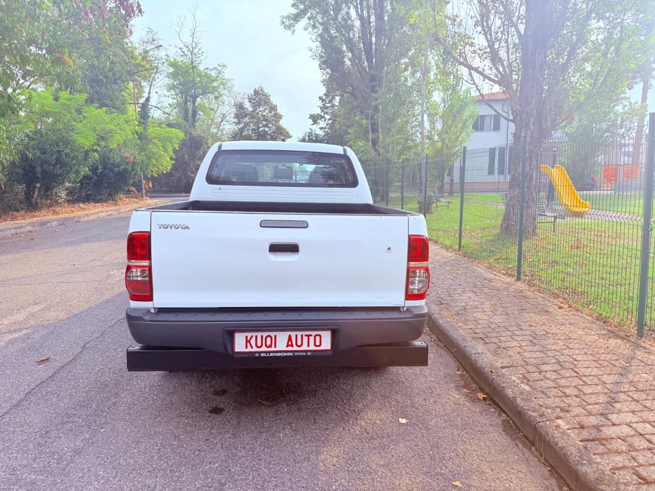 Toyota Hilux 2.5 D-4D 4WD - 2015 UNICO PROPRIETARIO
