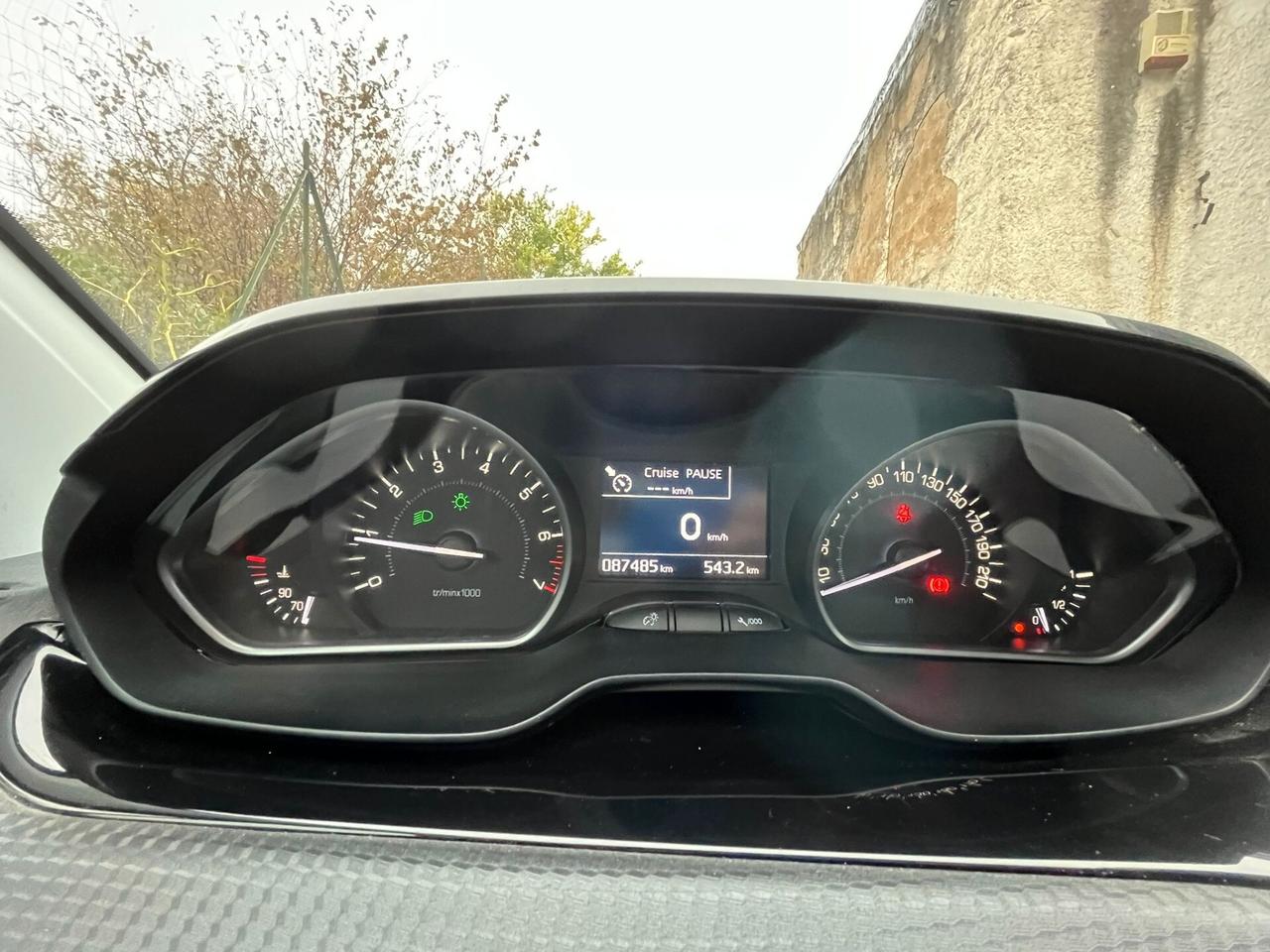 Peugeot 208 PureTech 82 5 porte Allure