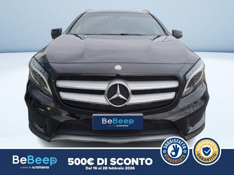 Mercedes-Benz GLA 200 D (CDI) PREMIUM 4MATIC AUTO