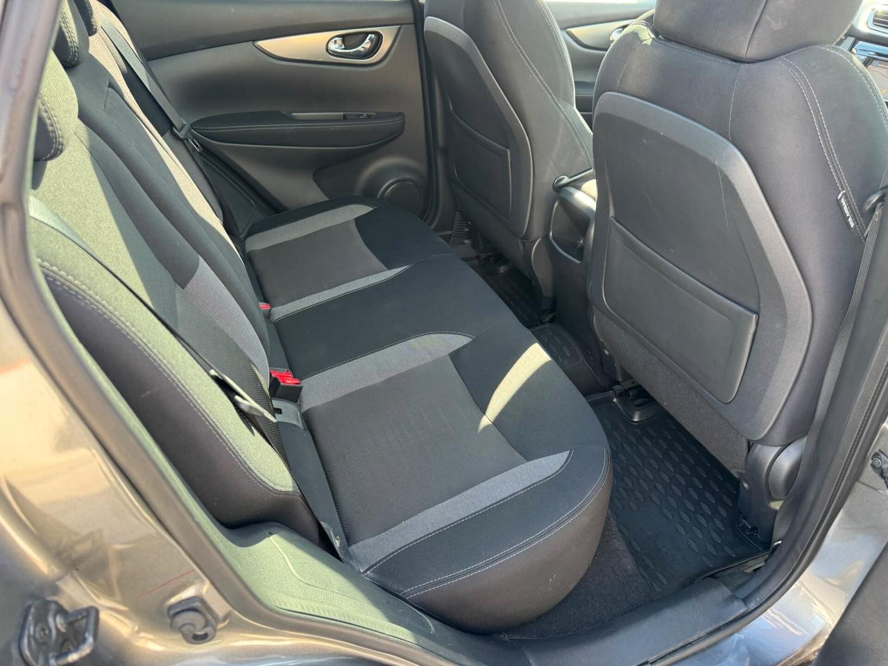Nissan Qashqai 1.5 N-connecta Full Optional Tetto/navi/camera 360