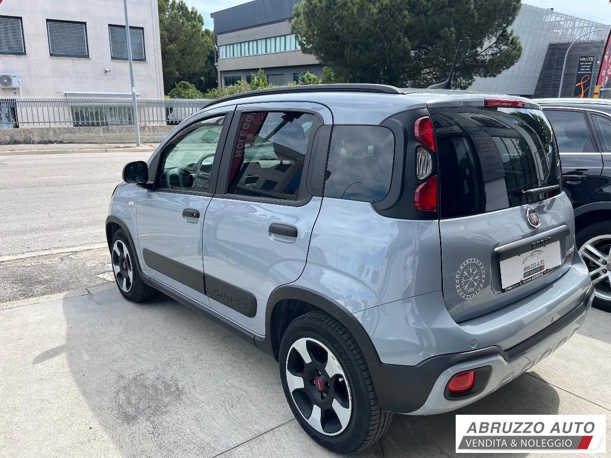 FIAT Panda 1.0 Hybrid City Cross