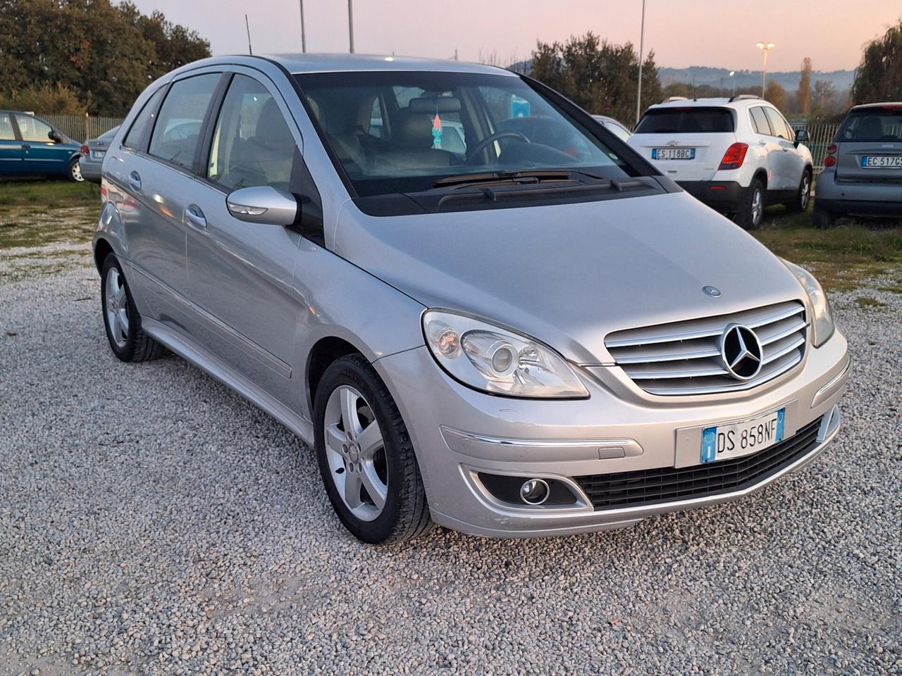 Mercedes-benz B 200 CDI Sport NEOPATENTATI PELLE TEL BLUETOOTH