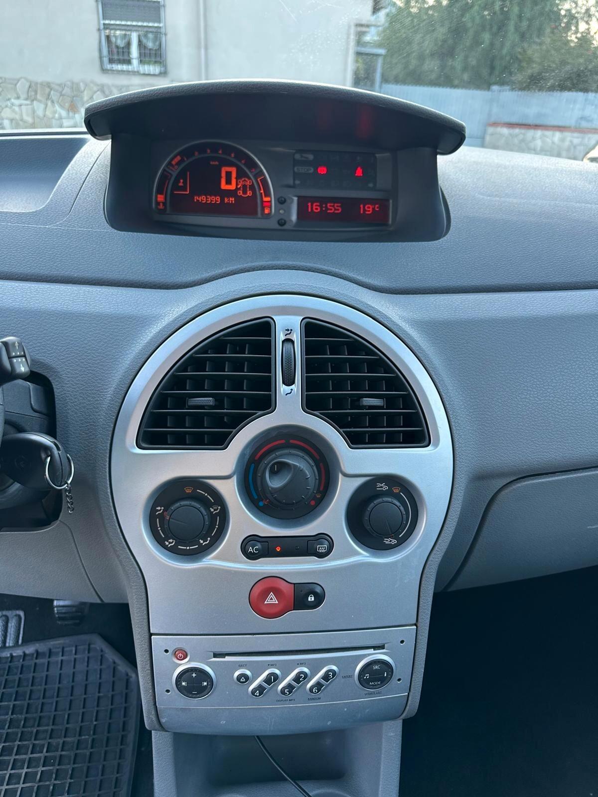 Renault Modus 1.2 16V Live-03/2011